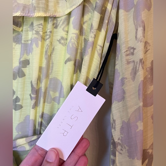 NWT ASTR the Label off shoulder maxi dress size large - Picture 9 of 13